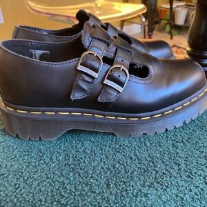Dr. Martens Mary Jane 8065 II